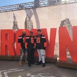 Meet your Posher, Elijah